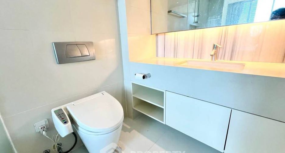 For sale 1 bed condo in Khlong Toei, Bangkok