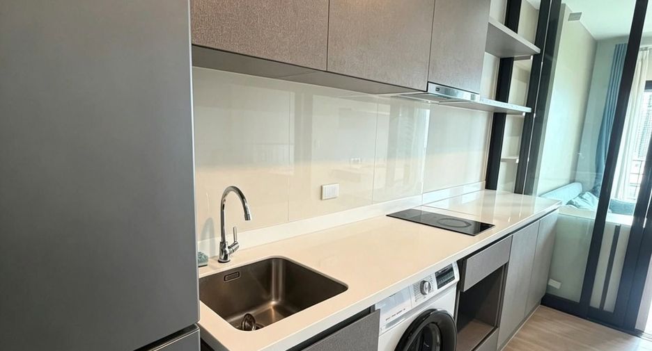 Condo en alquiler de 1 habitaciones en Huai Khwang, Bangkok