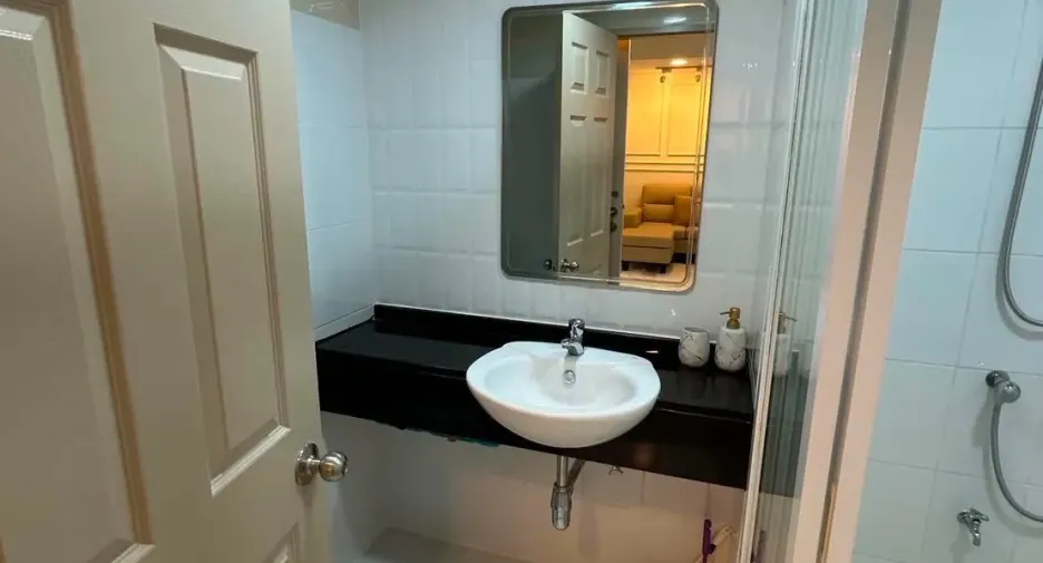 À louer 1 chambre condo à Mueang Phuket, Phuket