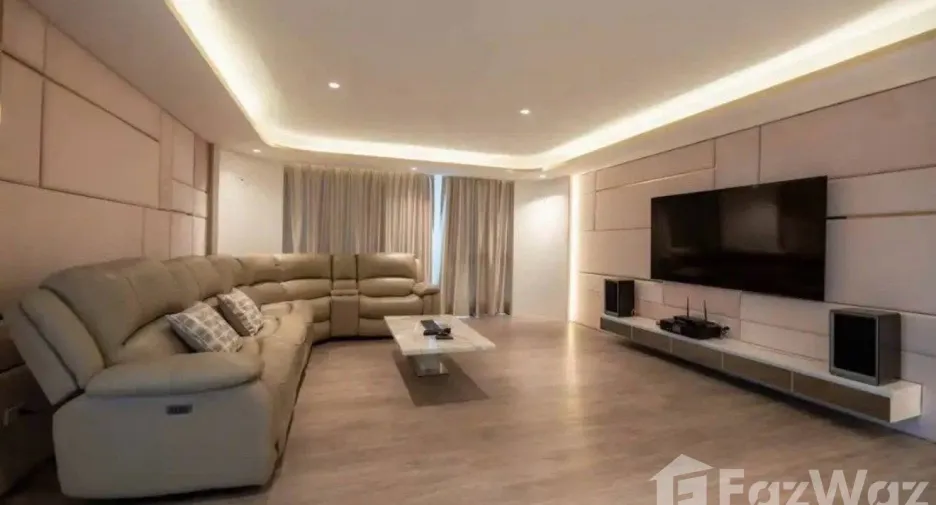 Condo en alquiler de 2 habitaciones en Mueang Phuket, Phuket
