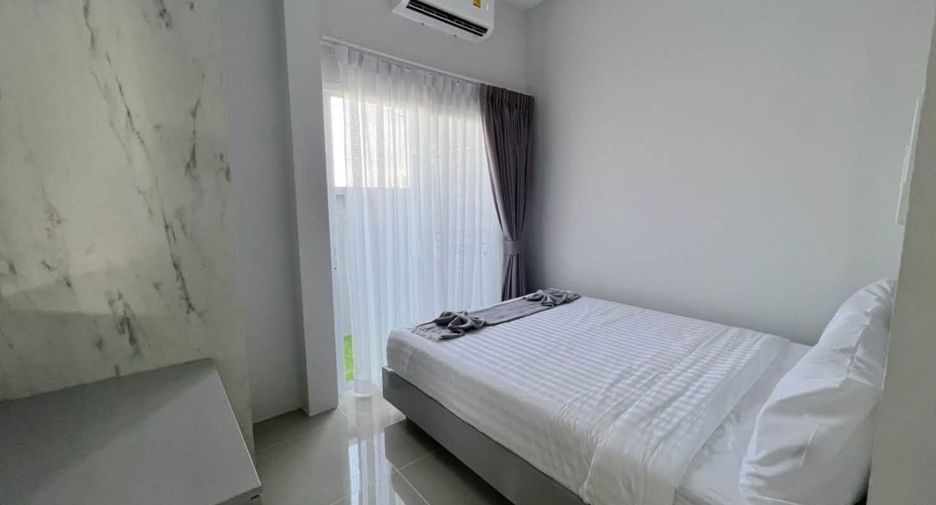 For rent 3 bedrooms townhouse in Mueang Phuket, Phuket