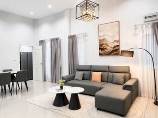 For rent 3 bedrooms townhouse in Mueang Phuket, Phuket