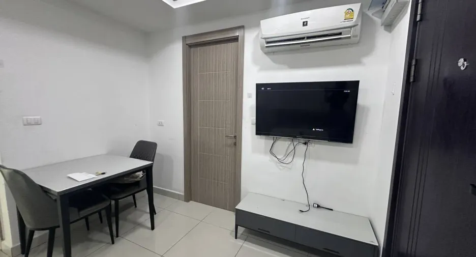 For rent 1 bed condo in Bang Lamung, Chonburi
