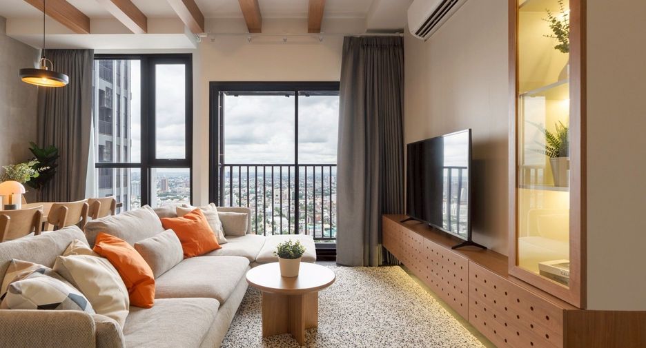 Condo en venta y en alquiler de 2 habitaciones en Watthana, Bangkok