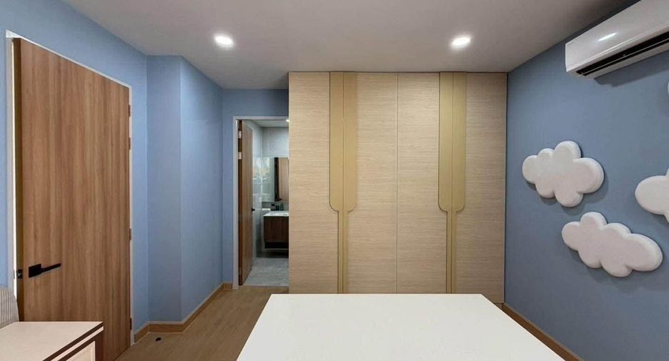 Casa en venta de 4 habitaciones en Lat Krabang, Bangkok