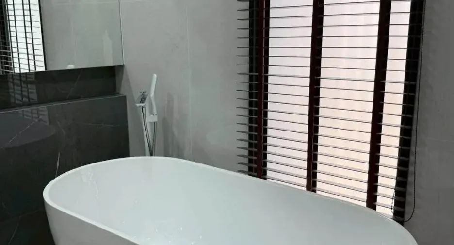 Casa en venta de 4 habitaciones en Lat Krabang, Bangkok