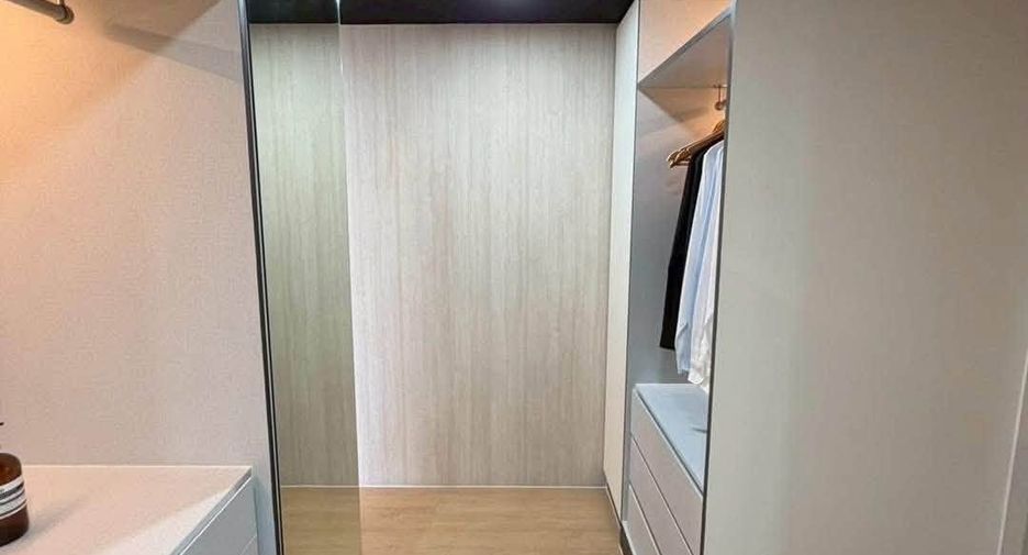 Casa en venta de 4 habitaciones en Lat Krabang, Bangkok