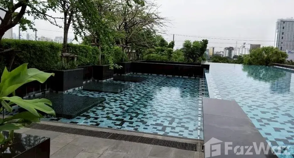 For rent 1 bed condo in Watthana, Bangkok