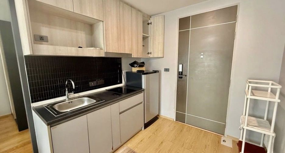 For rent 1 bed condo in Phra Khanong, Bangkok