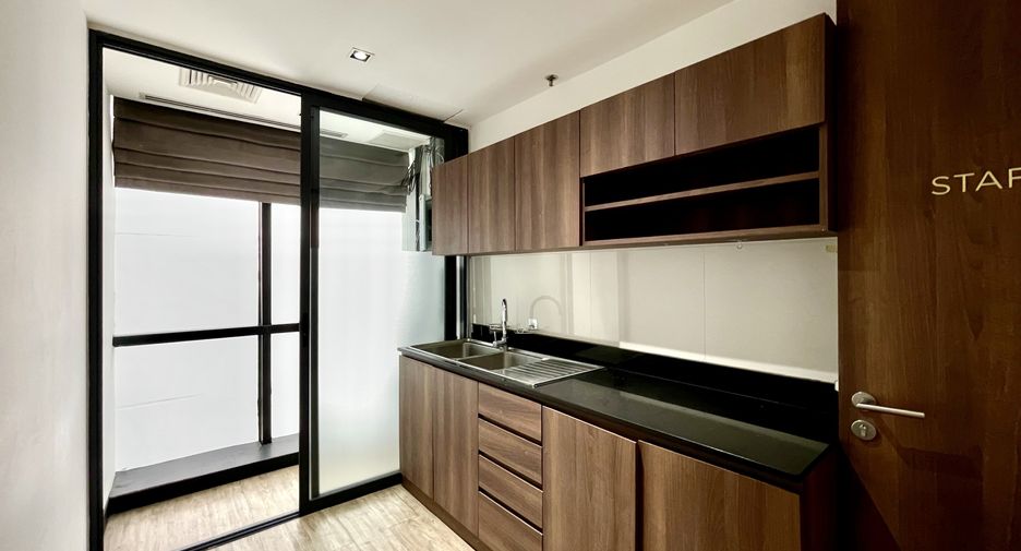 For rent office in Ratchathewi, Bangkok