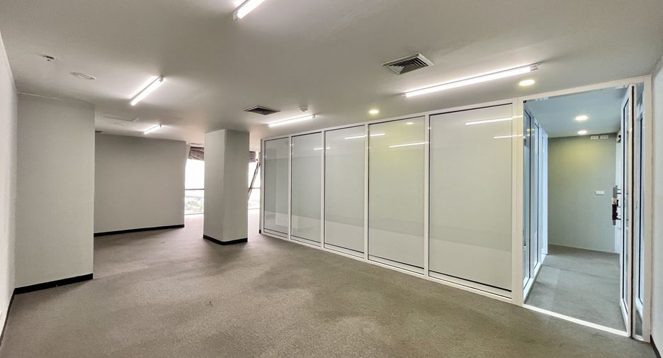 For rent office in Ratchathewi, Bangkok