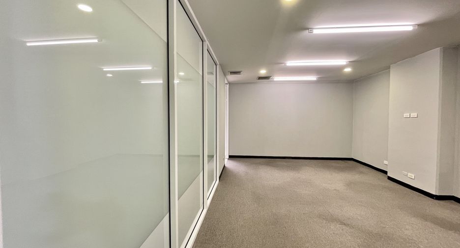 For rent office in Ratchathewi, Bangkok