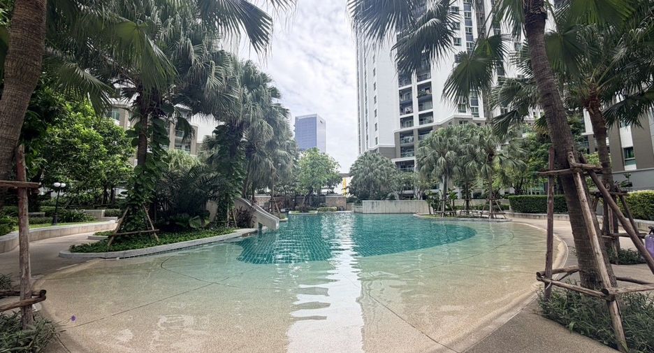 Condo en venta y en alquiler de 2 habitaciones en Huai Khwang, Bangkok