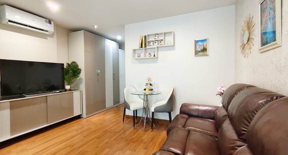 Wohnung zum Kauf mit Studio in Phra Khanong, Bangkok