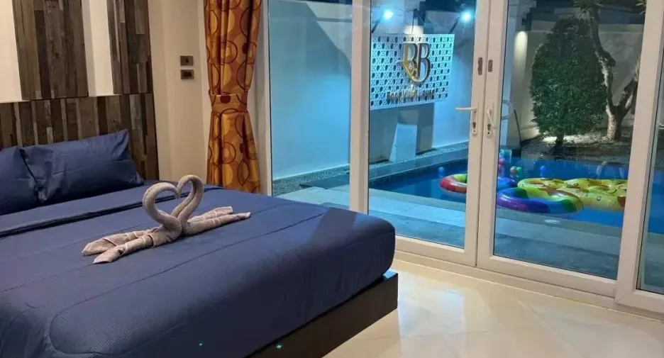 For rent and for sale 5 bedrooms house in Jomtien, Pattaya