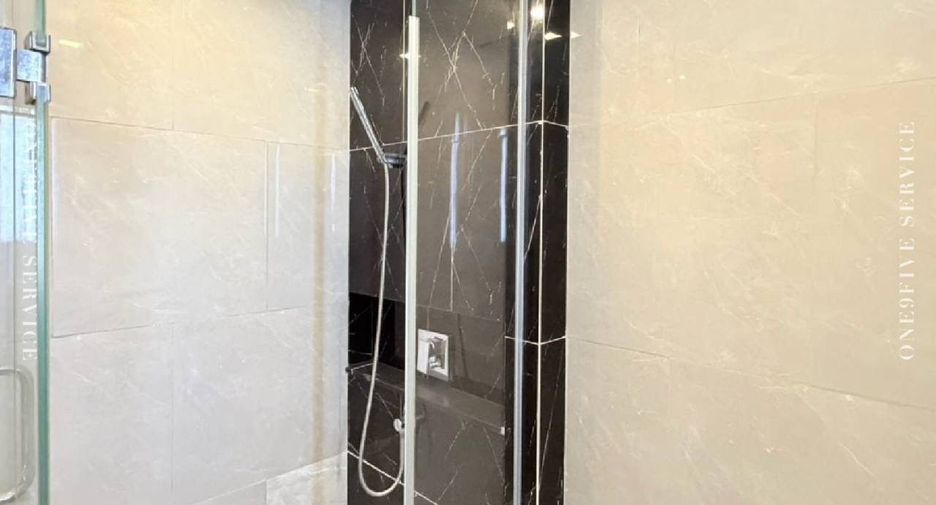 Condo en alquiler de 1 habitaciones en Huai Khwang, Bangkok