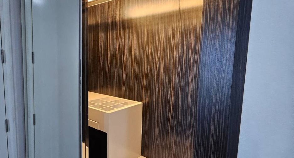 For rent 2 ベッドルーム condo in Phra Khanong, Bangkok