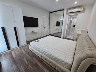 For rent 2 ベッドルーム condo in Phra Khanong, Bangkok