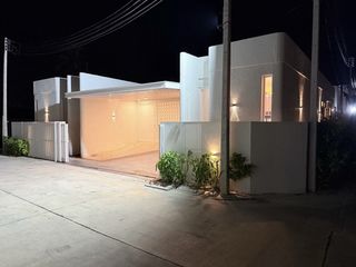 Villa en venta y en alquiler de 4 habitaciones en Pran Buri, Prachuap Khiri Khan