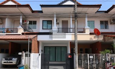 出售 2 卧室 联排别墅 在 Phuket Town, 普吉