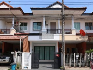 出售 2 卧室 联排别墅 在 Phuket Town, 普吉