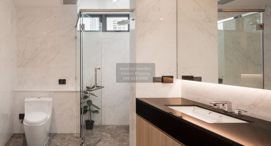 Casa en venta de 3 habitaciones en Huai Khwang, Bangkok