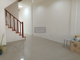 Casa adosada en venta de 4 habitaciones en Bueng Kum, Bangkok