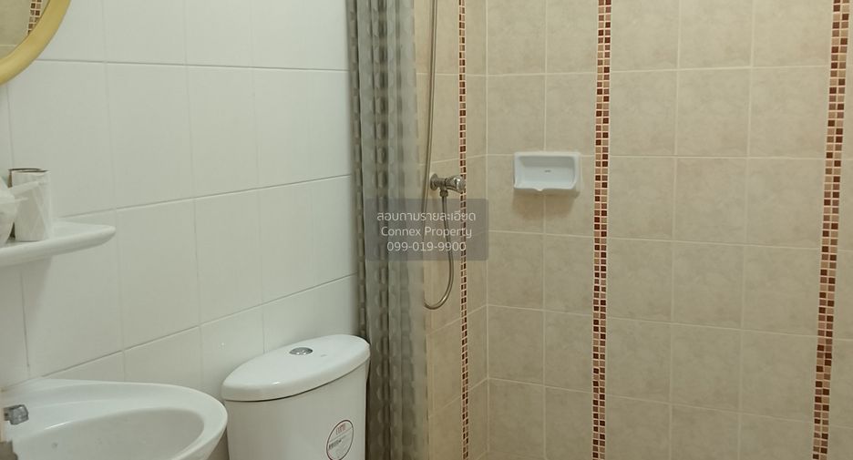 Casa adosada en venta de 4 habitaciones en Bueng Kum, Bangkok