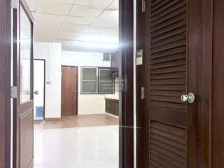 Reihenhaus zum Kauf mit 3 Zimmer in Bang Kapi, Bangkok
