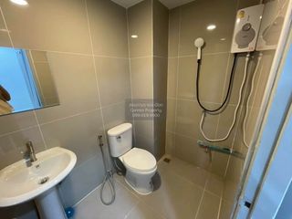 For rent 3 bedrooms townhouse in Wang Thonglang, Bangkok