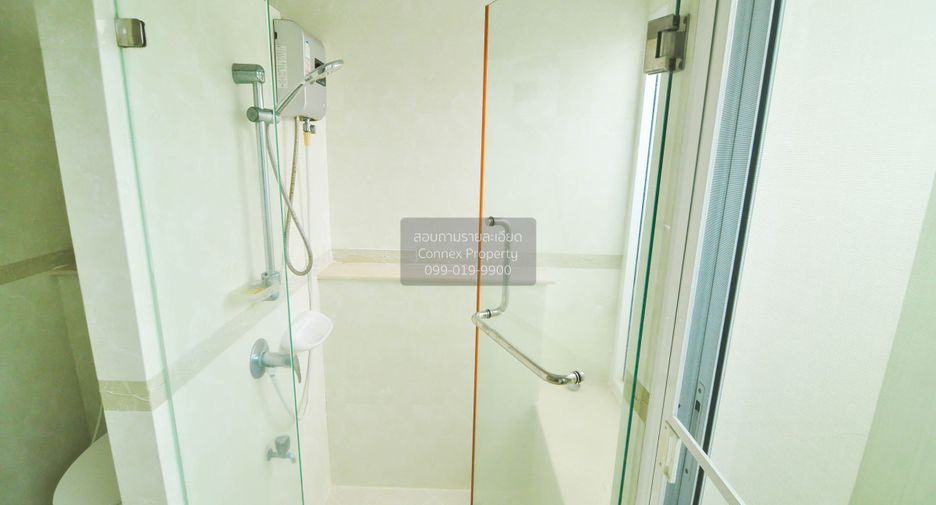 For rent 3 bedrooms house in Lat Krabang, Bangkok
