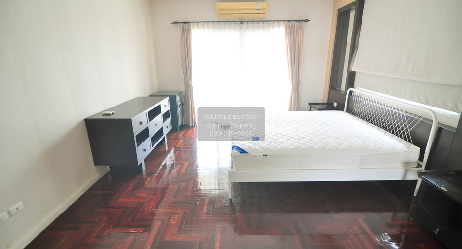 For rent 3 bedrooms house in Lat Krabang, Bangkok