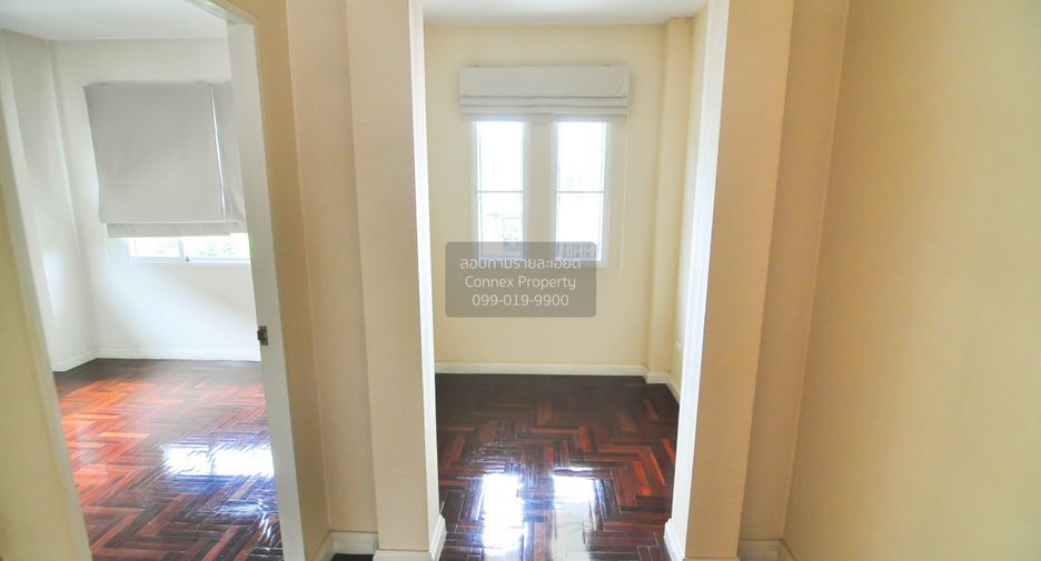 For rent 3 bedrooms house in Lat Krabang, Bangkok