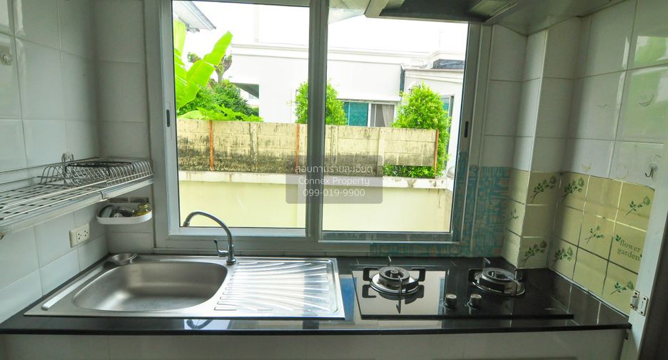 For rent 3 bedrooms house in Lat Krabang, Bangkok