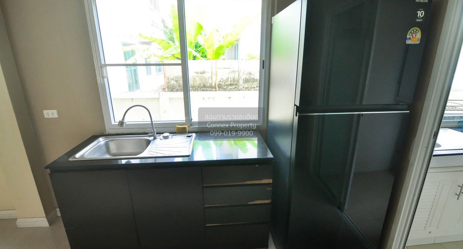 For rent 3 bedrooms house in Lat Krabang, Bangkok