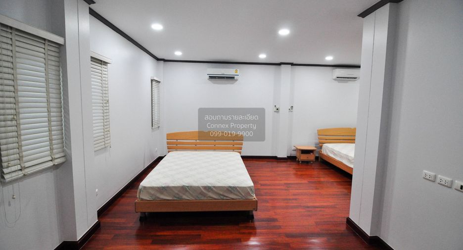 For rent 3 bedrooms house in Lat Krabang, Bangkok