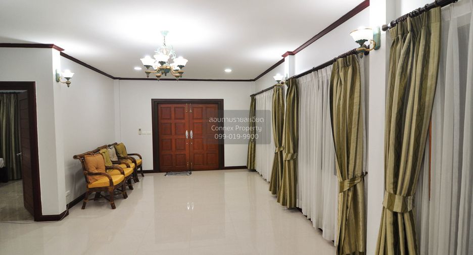 For rent 3 bedrooms house in Lat Krabang, Bangkok