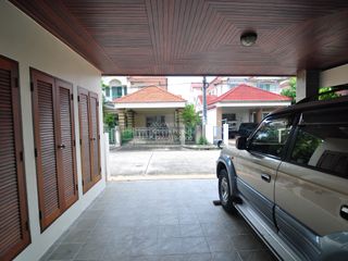 For rent 3 bedrooms house in Lat Krabang, Bangkok