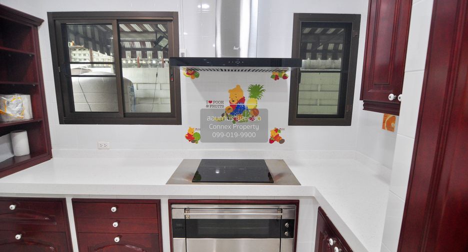 For rent 3 bedrooms house in Lat Krabang, Bangkok