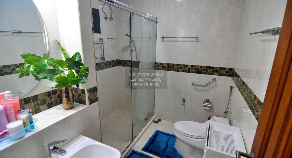 For rent 3 bedrooms house in Lat Krabang, Bangkok