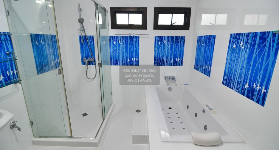 For rent 3 bedrooms house in Lat Krabang, Bangkok