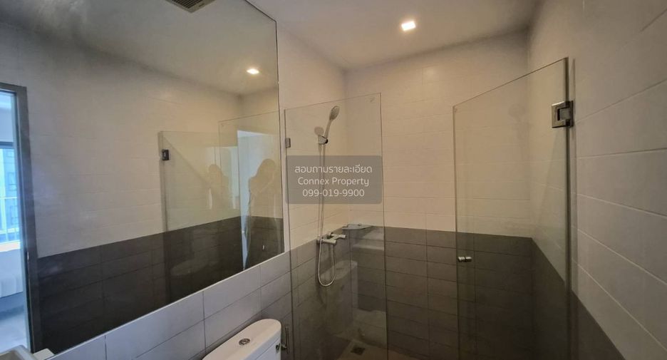 For rent 2 bedrooms condo in Huai Khwang, Bangkok