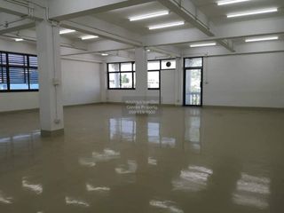 For rent 11 ベッドルーム office in Prawet, Bangkok