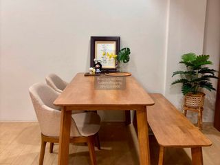For rent 3 bedrooms townhouse in Huai Khwang, Bangkok