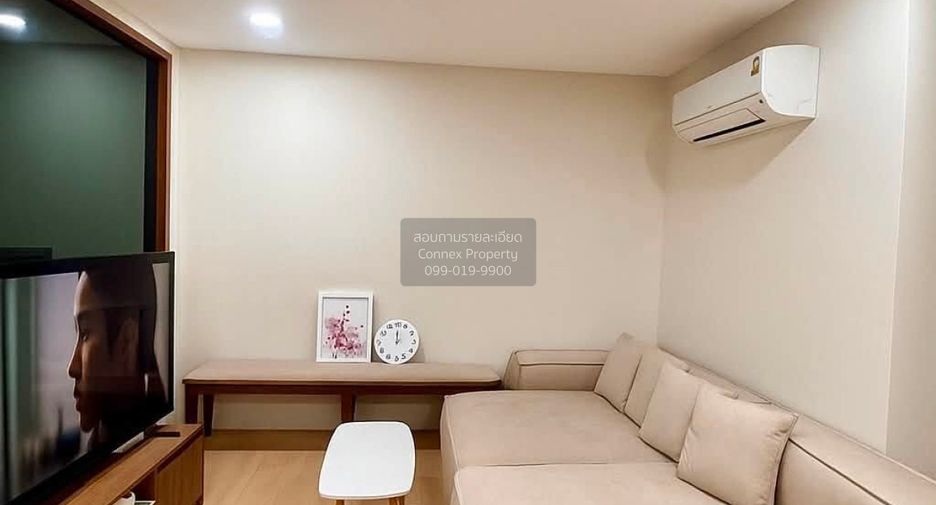 For rent 3 bedrooms townhouse in Huai Khwang, Bangkok