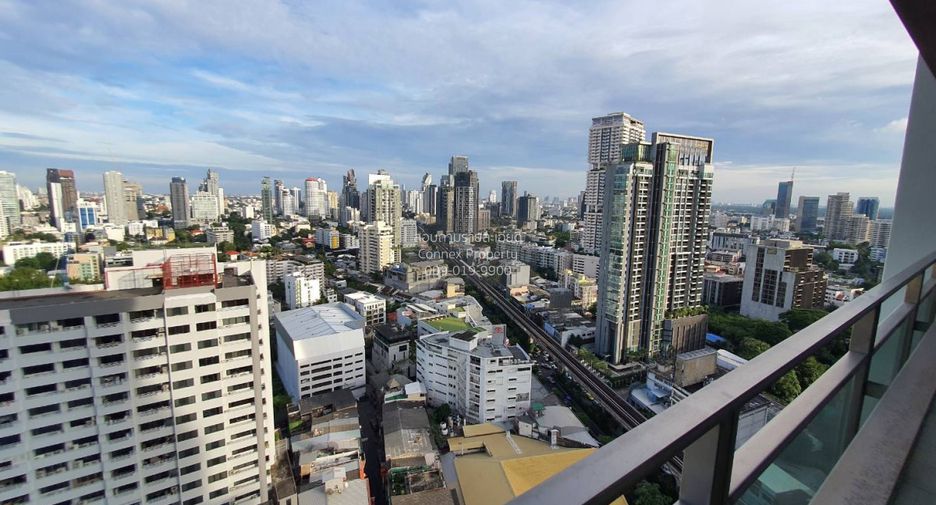 For rent 2 bedrooms condo in Khlong Toei, Bangkok