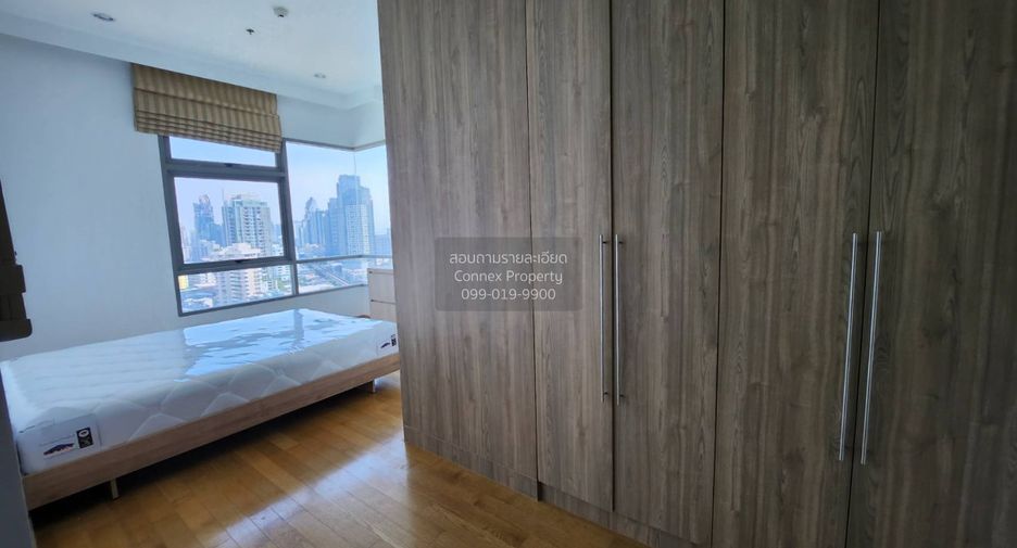 For rent 2 bedrooms condo in Khlong Toei, Bangkok