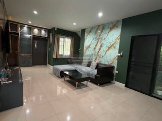 For rent 4 bedrooms house in Bang Khun Thian, Bangkok