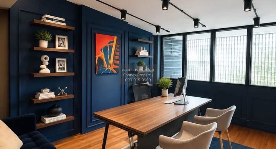 For rent 2 bedrooms townhouse in Phaya Thai, Bangkok
