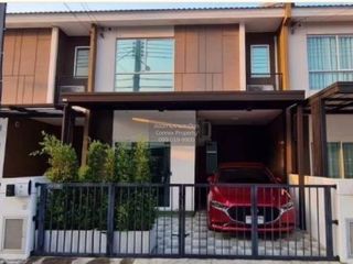 For rent 3 bedrooms townhouse in Min Buri, Bangkok